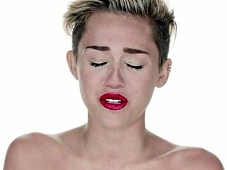 Miley Cyrus explicit és nem vágott videója a romboló labdás szexről